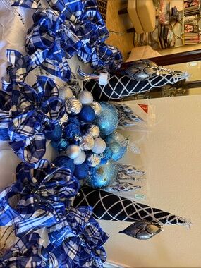 Blue and Silver Holiday Tree Topper Set - Unbranded